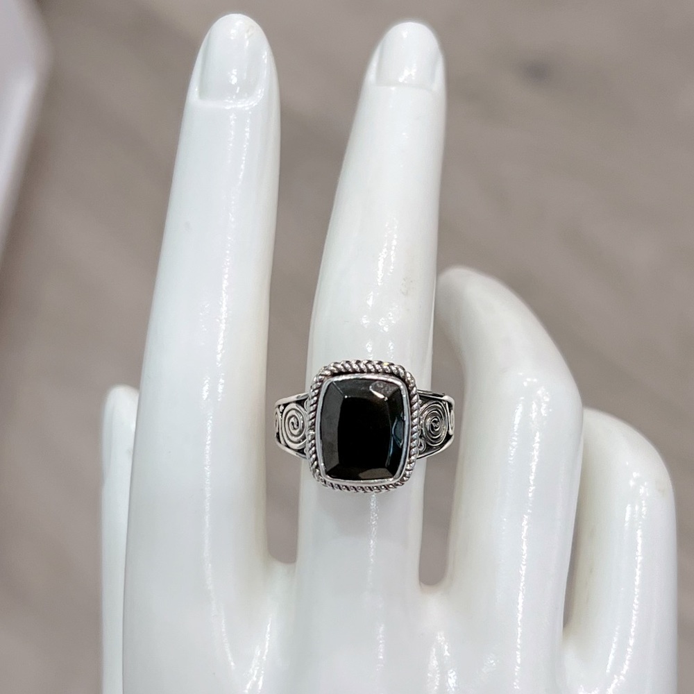 Silver Shungite Sterling Silver Scrolled Braided Design Ring - Picture 2 of 12
